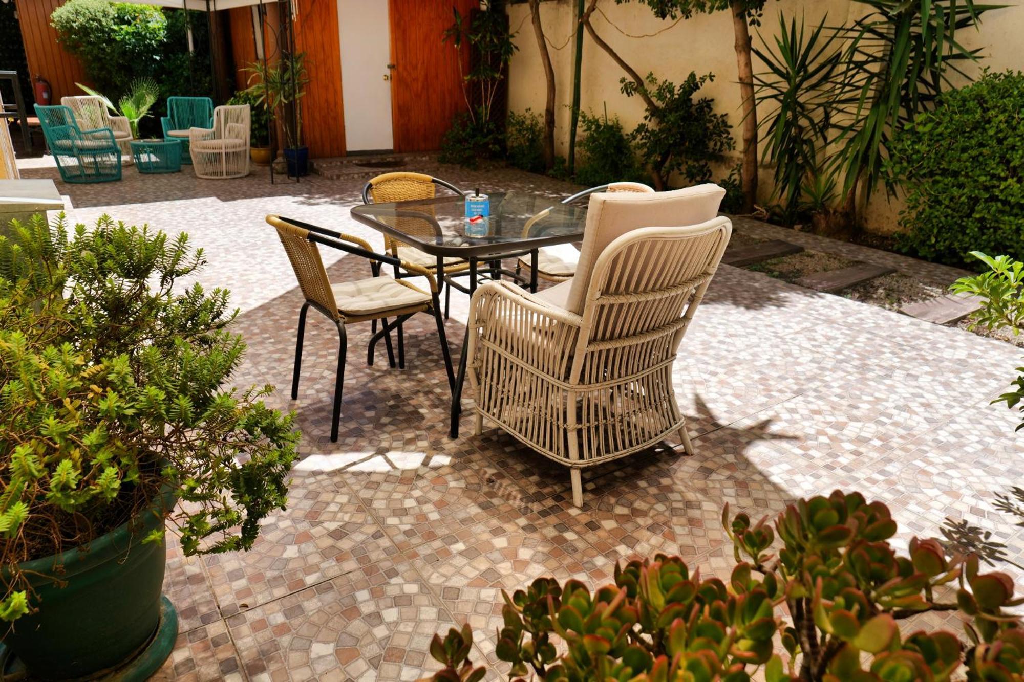 Hostal Boonen Santiago Exterior photo